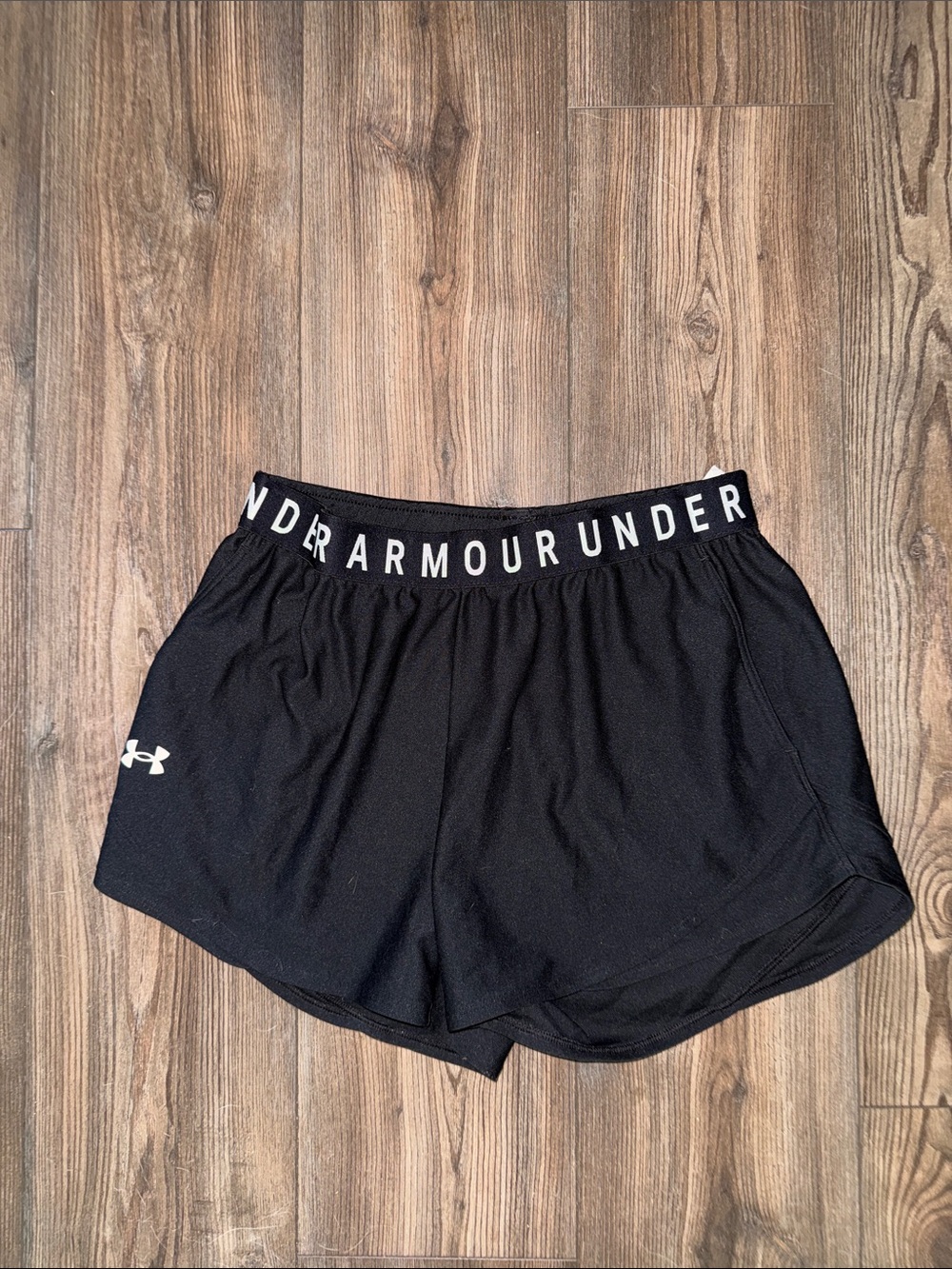 Under Armour shorts size large